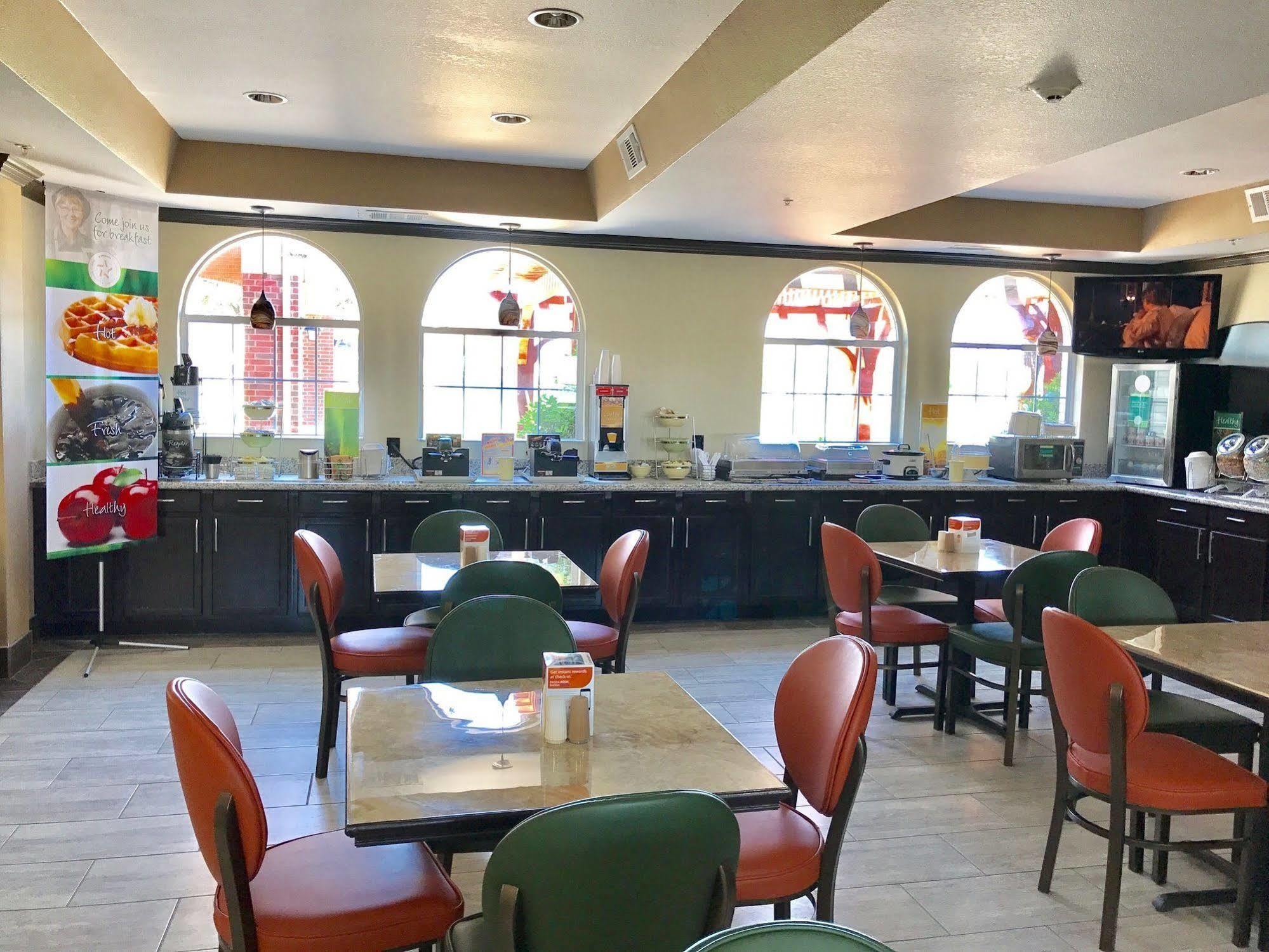 Quality Inn & Suites Lubbock Eksteriør bilde