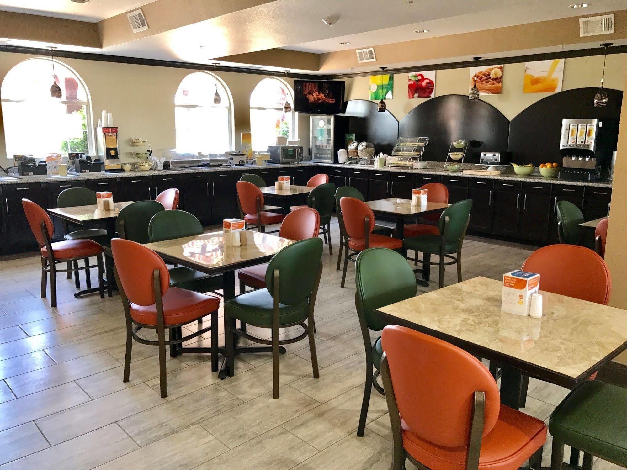 Quality Inn & Suites Lubbock Eksteriør bilde